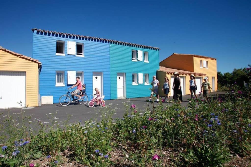Les Amareyeurs - Ile D'Oleron - Maison Classee 3 Etoiles Avec Piscine - Clim - Velos Le Château-dʼOléron Kültér fotó