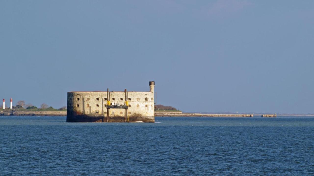 Les Amareyeurs - Ile D'Oleron - Maison Classee 3 Etoiles Avec Piscine - Clim - Velos Le Château-dʼOléron Kültér fotó