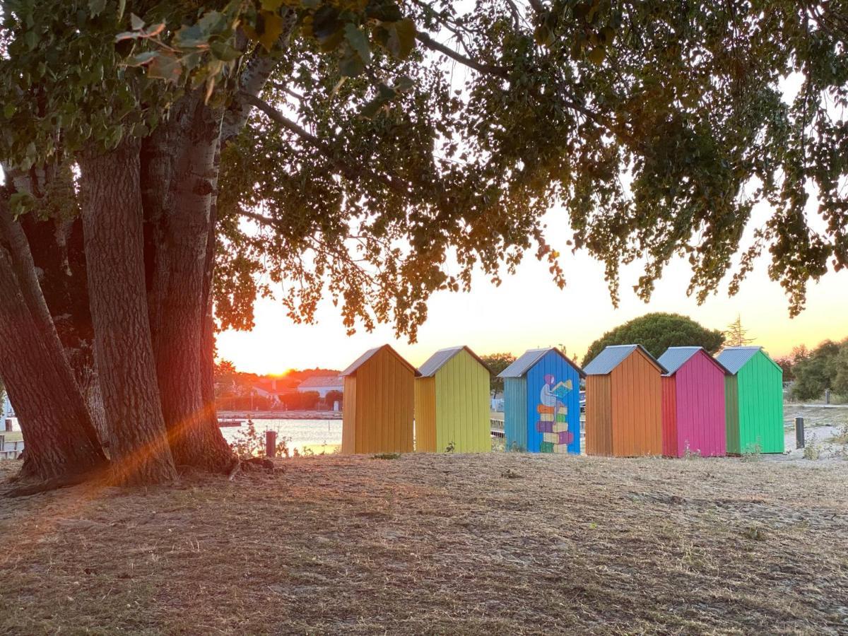 Les Amareyeurs - Ile D'Oleron - Maison Classee 3 Etoiles Avec Piscine - Clim - Velos Le Château-dʼOléron Kültér fotó