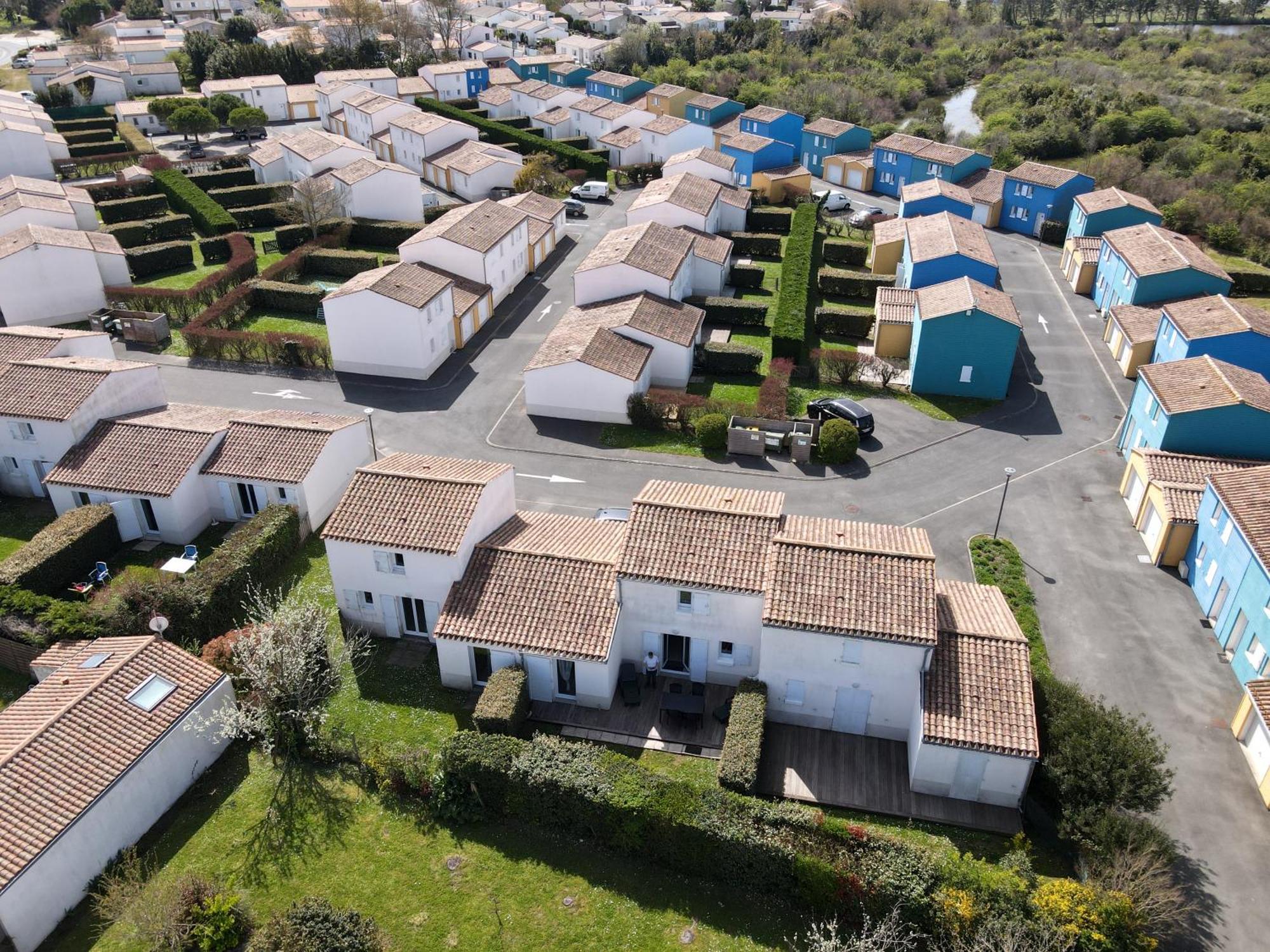 Les Amareyeurs - Ile D'Oleron - Maison Classee 3 Etoiles Avec Piscine - Clim - Velos Le Château-dʼOléron Kültér fotó
